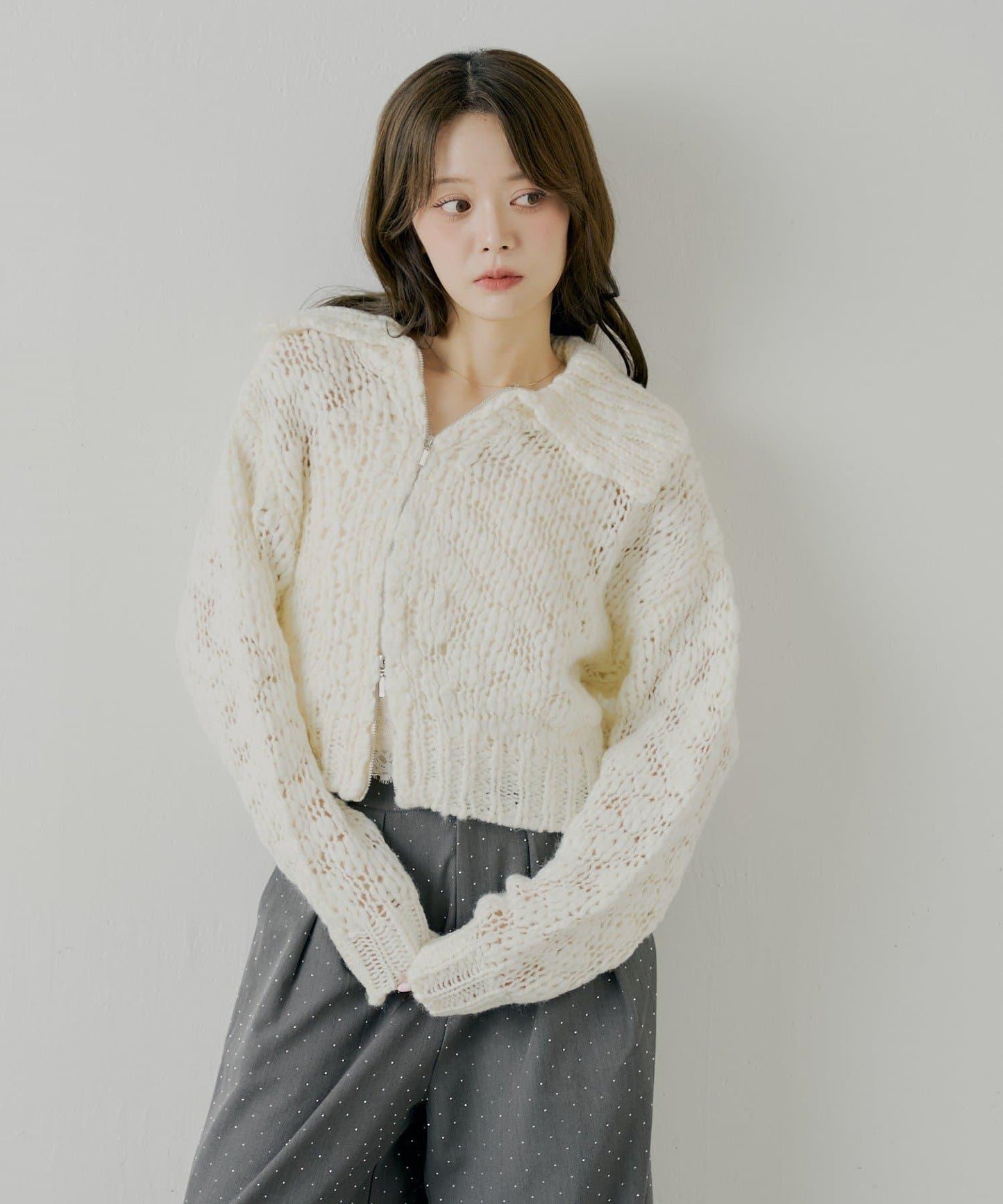 粗針不對稱拉鍊寬鬆針織上衣