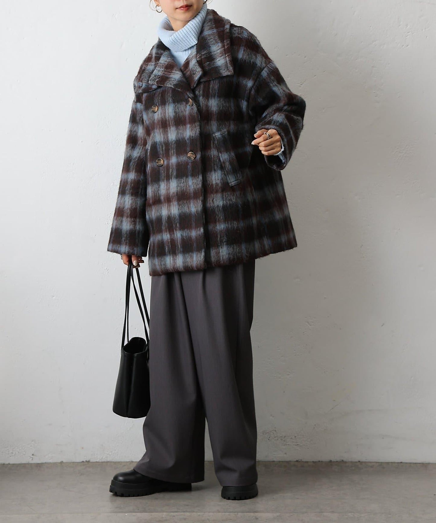 格紋立領大衣