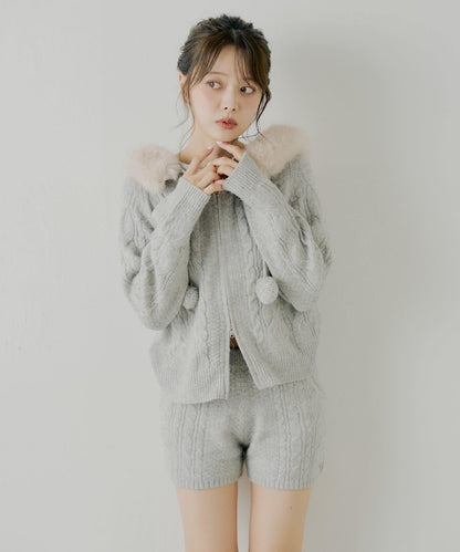 毛球裝飾毛絨連帽麻花針織開衫KT