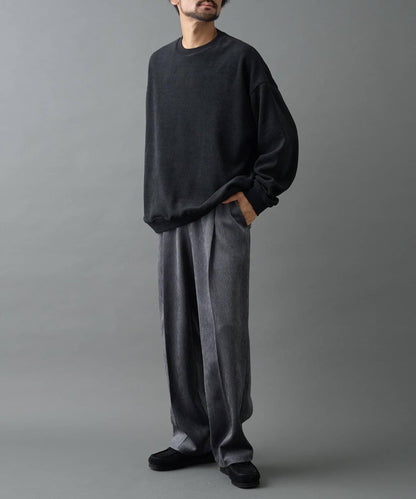 剪裁燈芯絨圓領衫