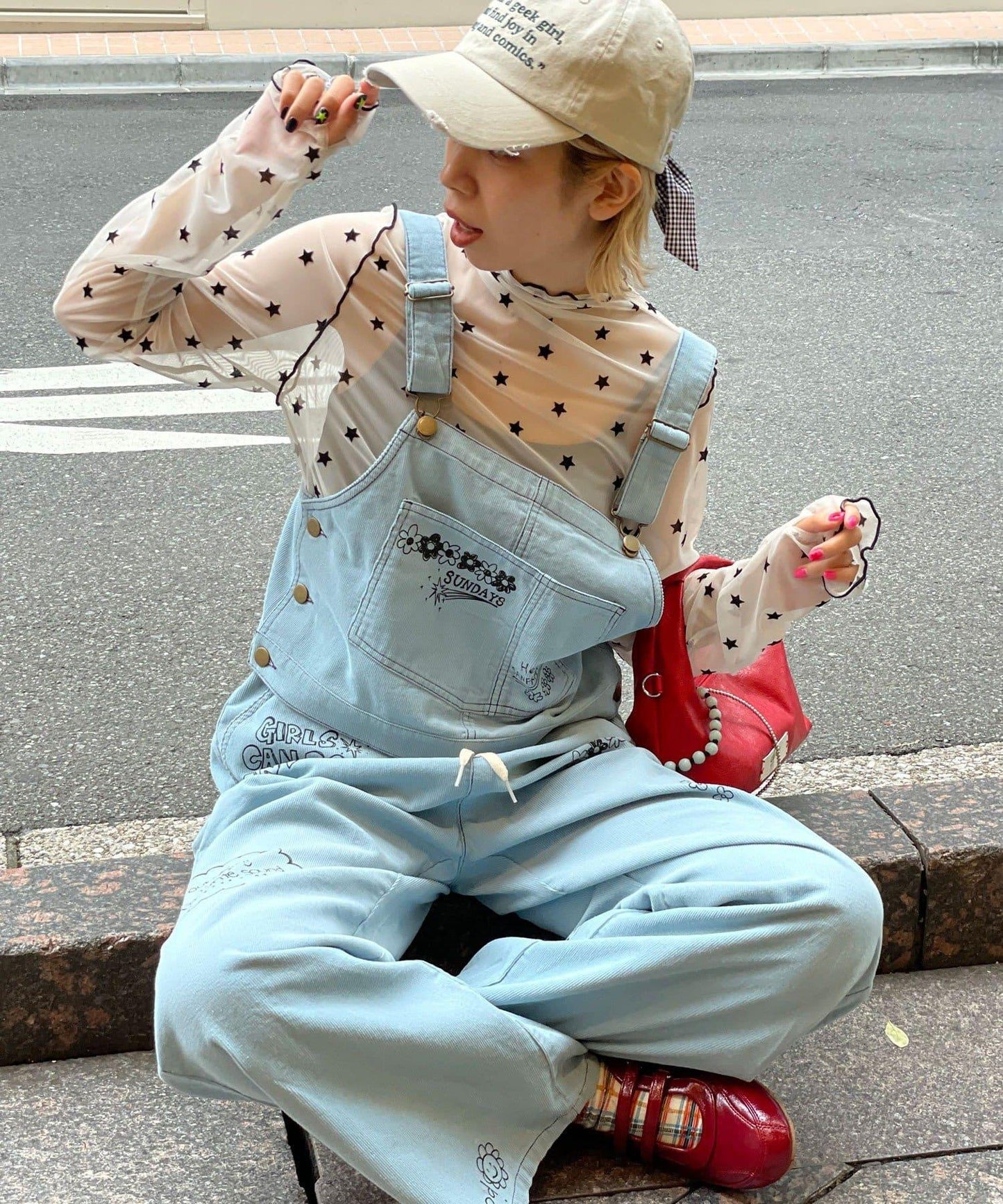 【HELLO.SANFRANCISCO/ハローサンフランシスコ】多穿法塗鴉燈芯絨拼色縫線揹帶褲