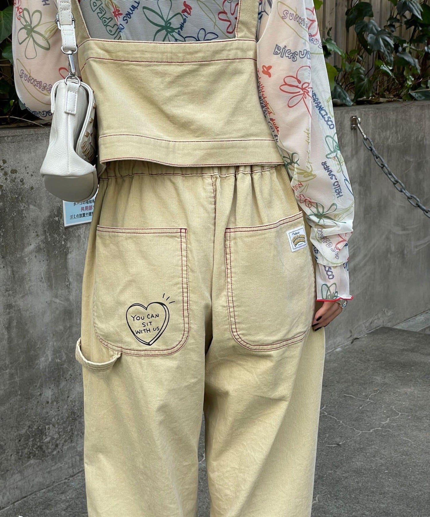 【HELLO.SANFRANCISCO/ハローサンフランシスコ】多穿法塗鴉燈芯絨拼色縫線揹帶褲