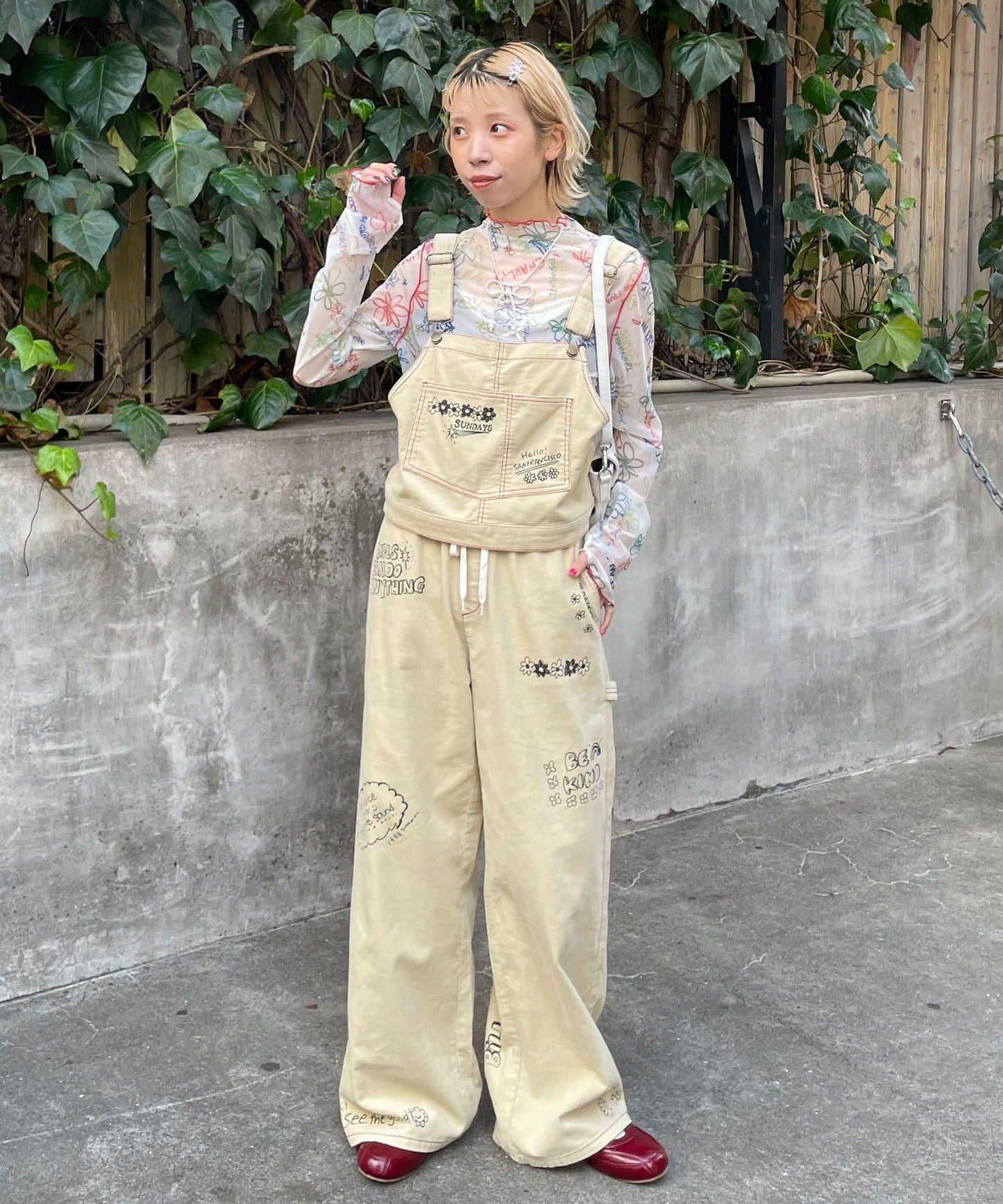 【HELLO.SANFRANCISCO/ハローサンフランシスコ】多穿法塗鴉燈芯絨拼色縫線揹帶褲