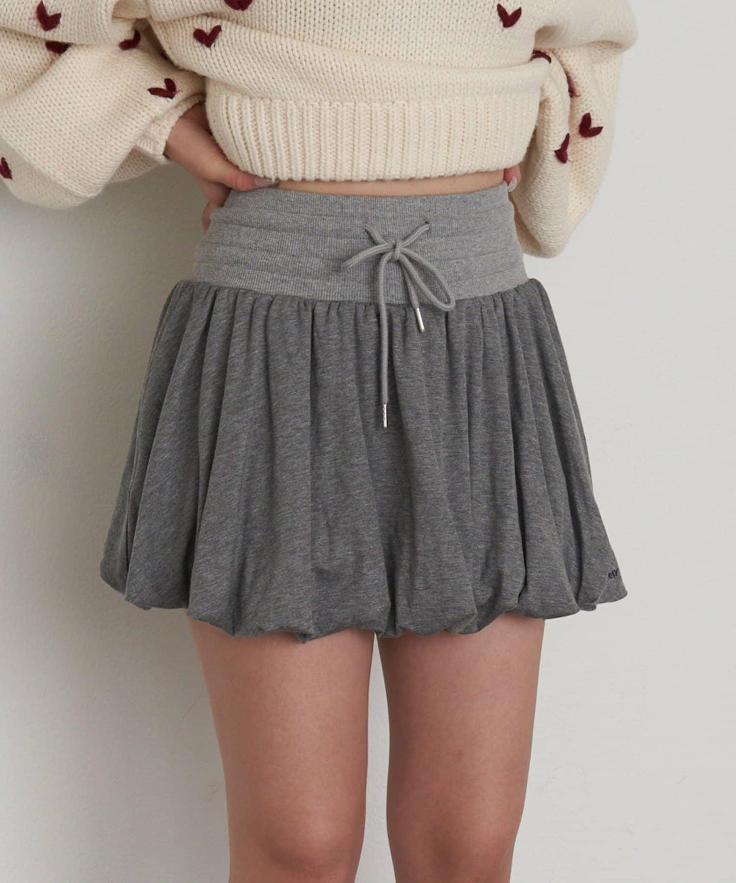 剪裁氣球袖迷你裙褲