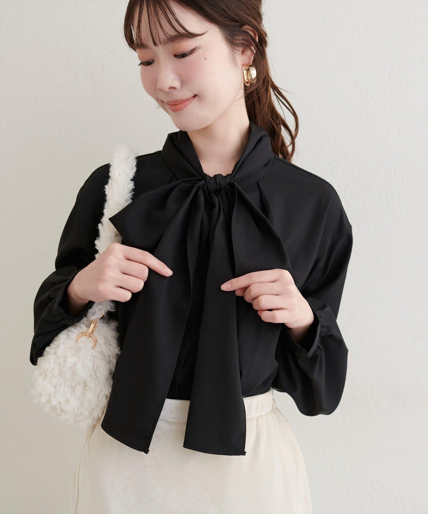 蝴蝶結領帶襯衫