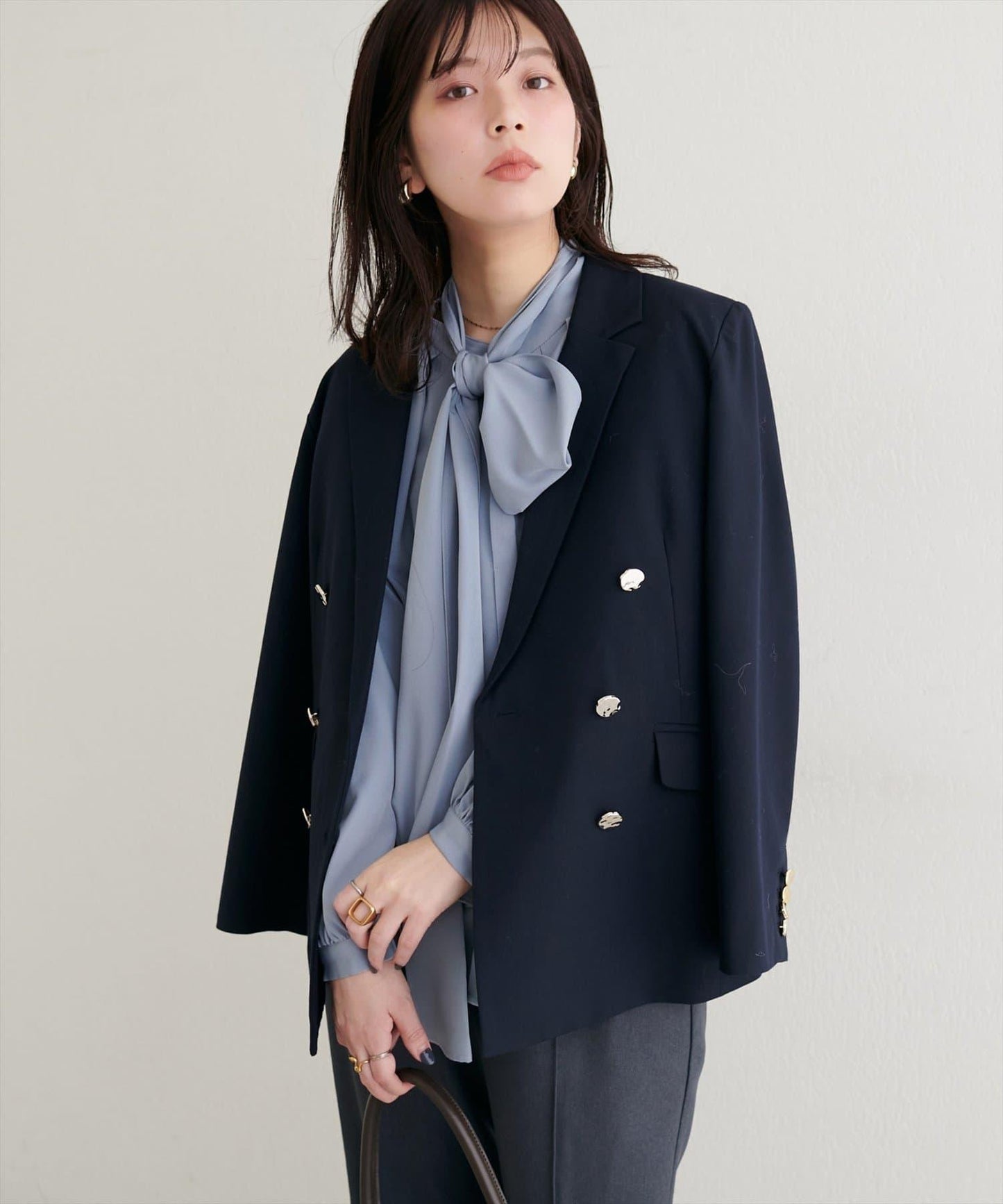 蝴蝶結領帶襯衫