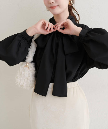 蝴蝶結領帶襯衫