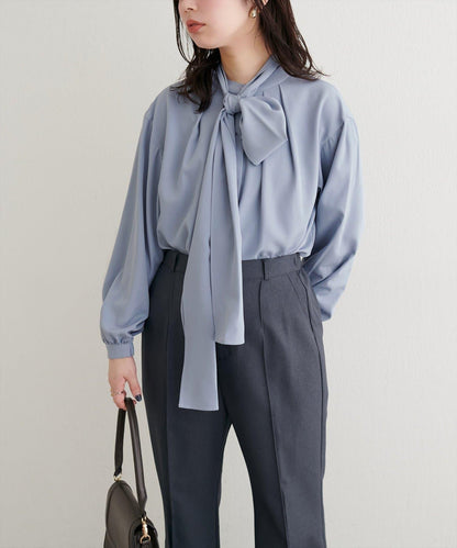 蝴蝶結領帶襯衫