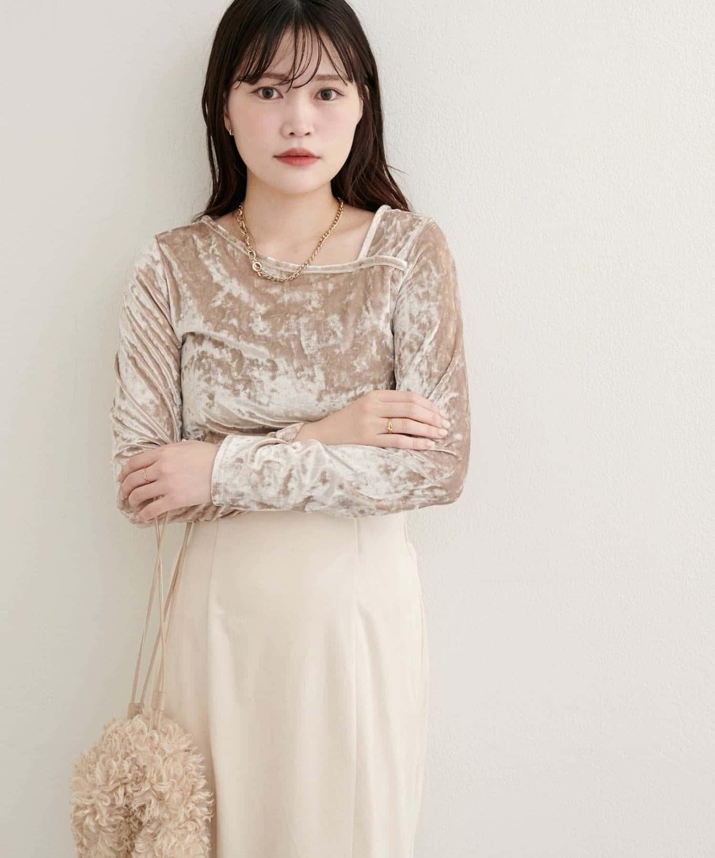 【natural couture】壓褶天鵝絨不對稱領套頭衫