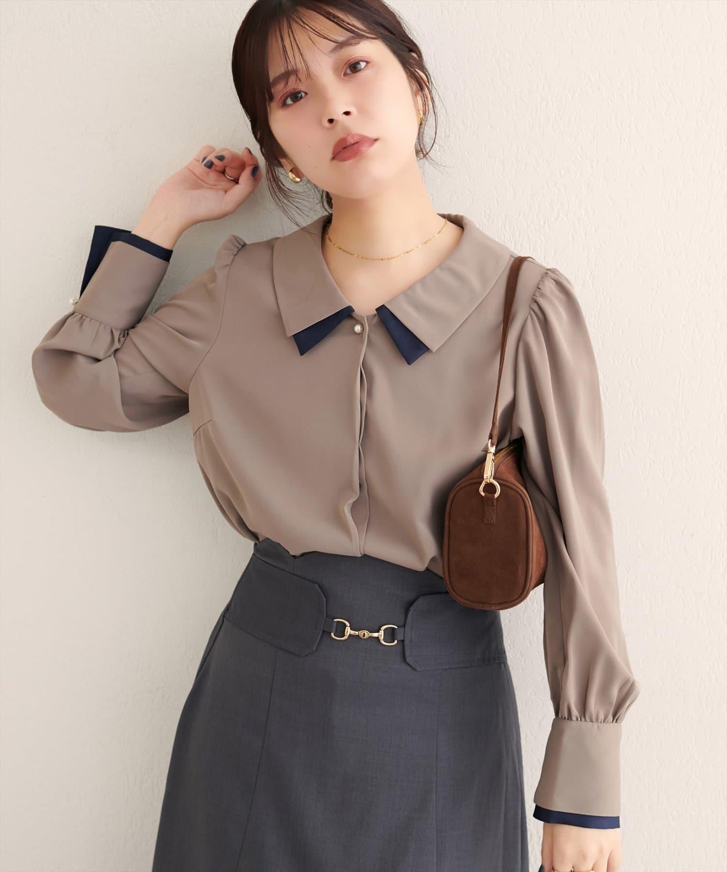 〈osono〉拼色疊領襯衫