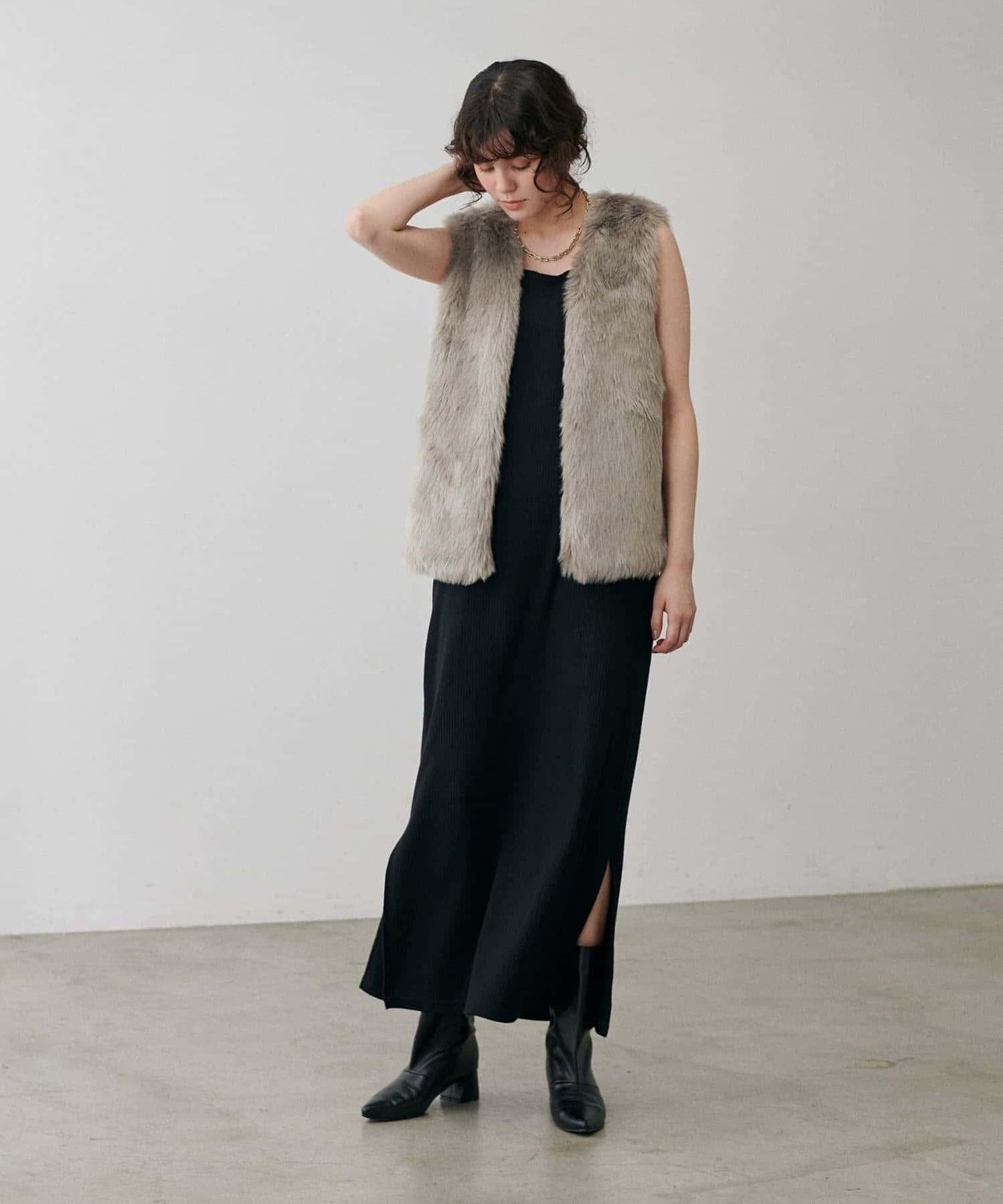 【LARUTA】長款仿皮草馬甲