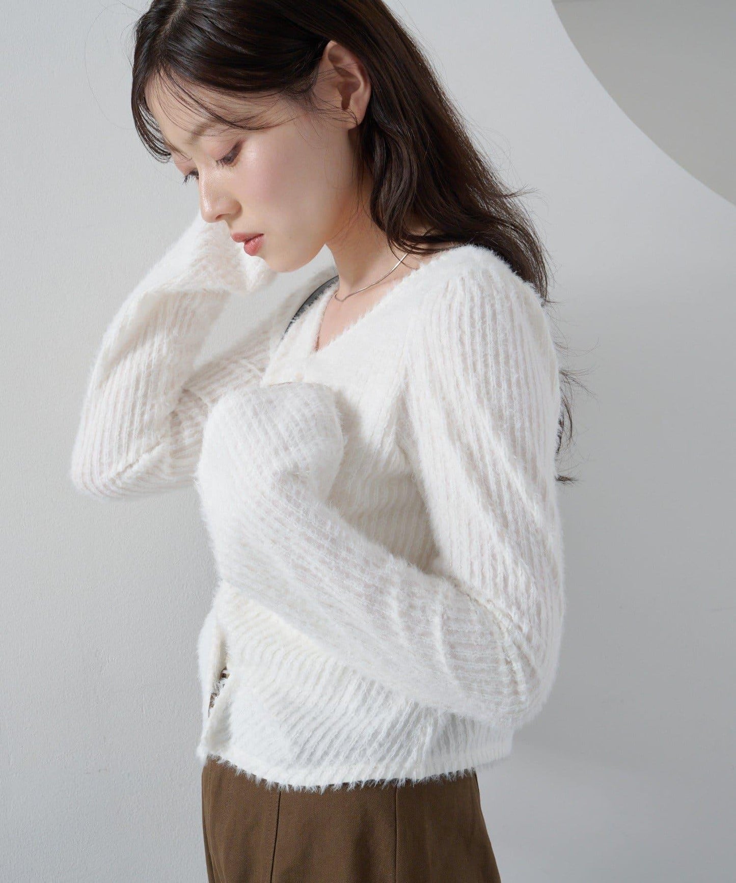 毛邊扭結套頭衫