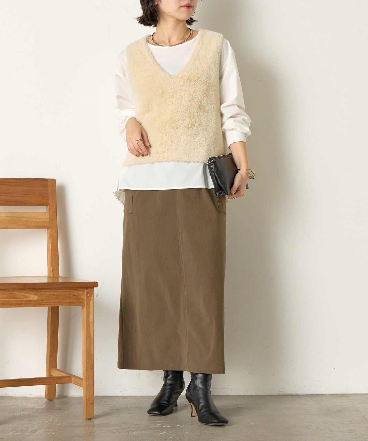 羽毛馬甲套裝襯衫