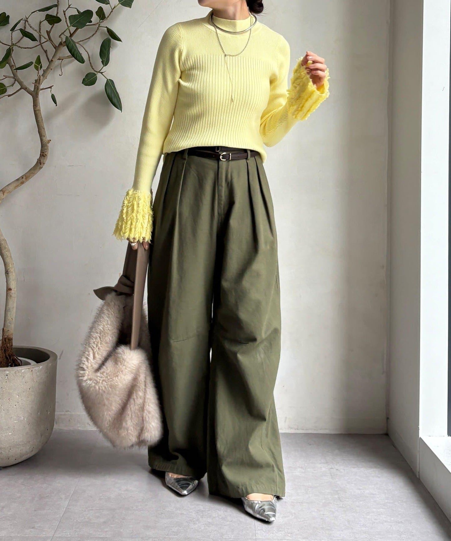 流蘇袖口羅紋針織衫