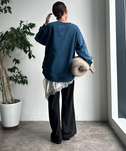 加絨下襬字母上衣