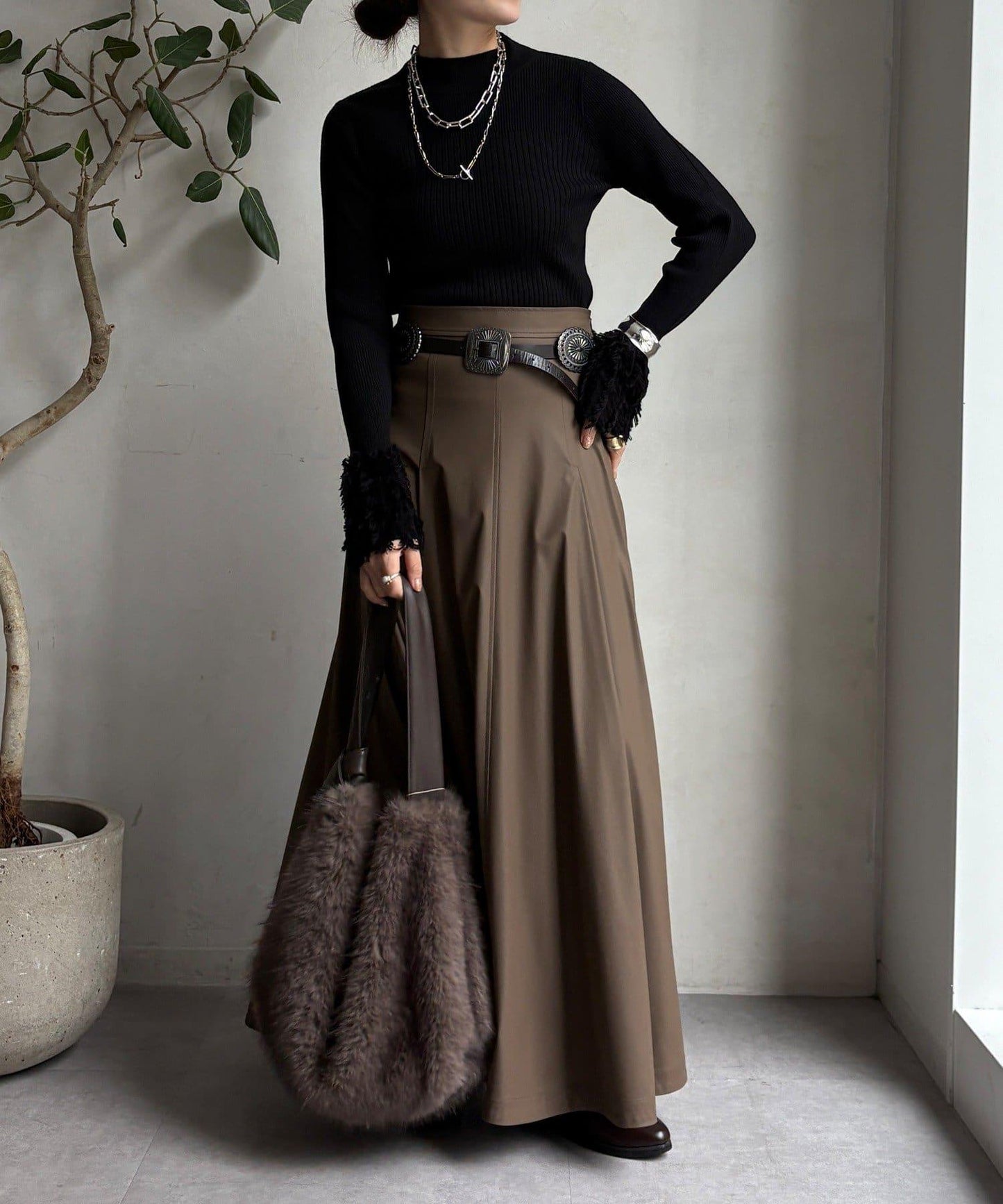 流蘇袖口羅紋針織衫