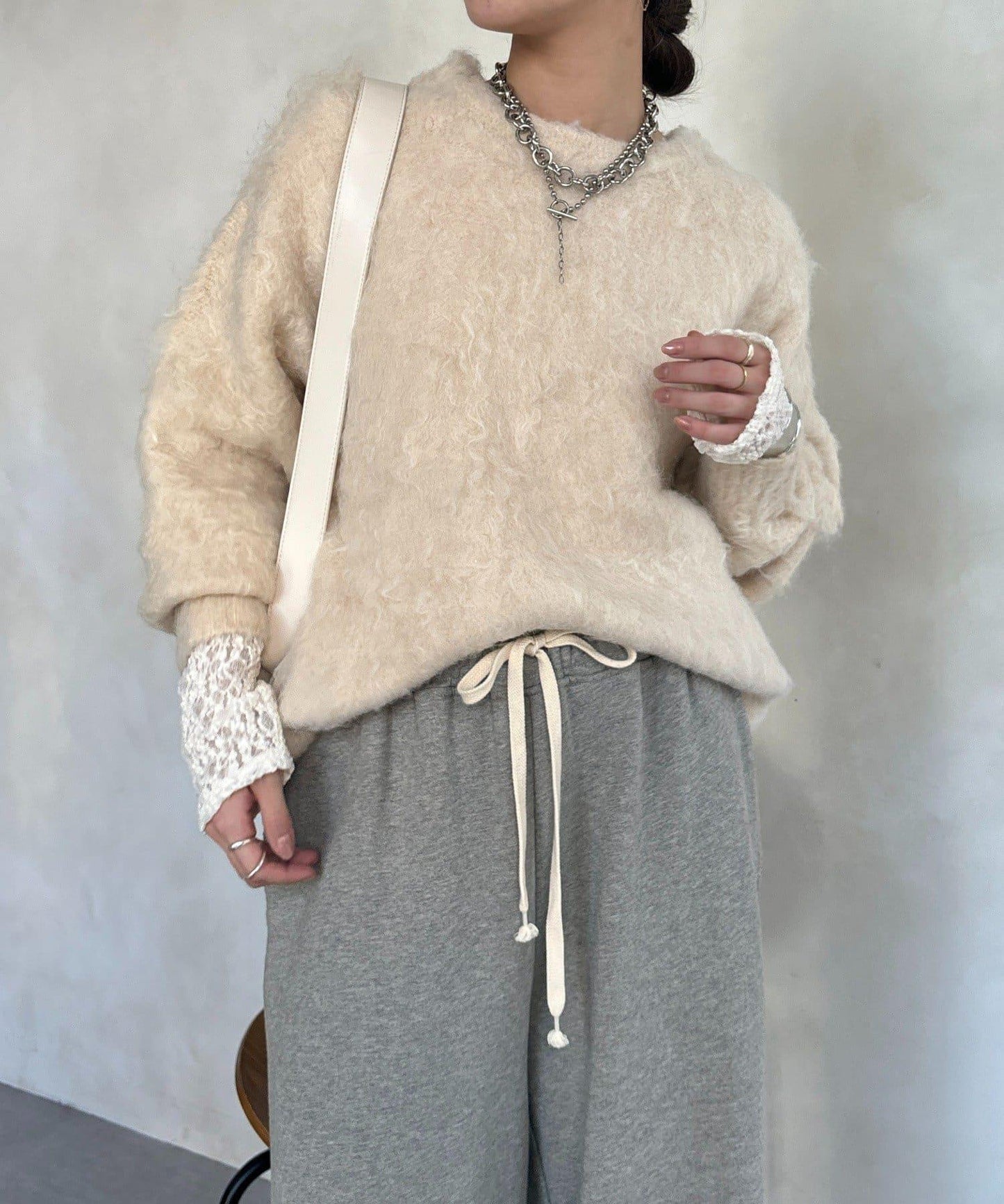 長款毛絨套頭衫