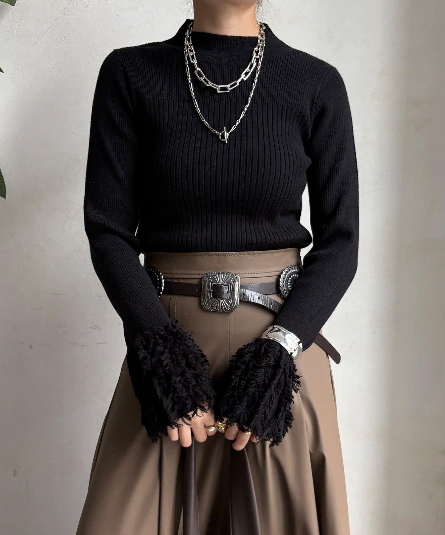 流蘇袖口羅紋針織衫