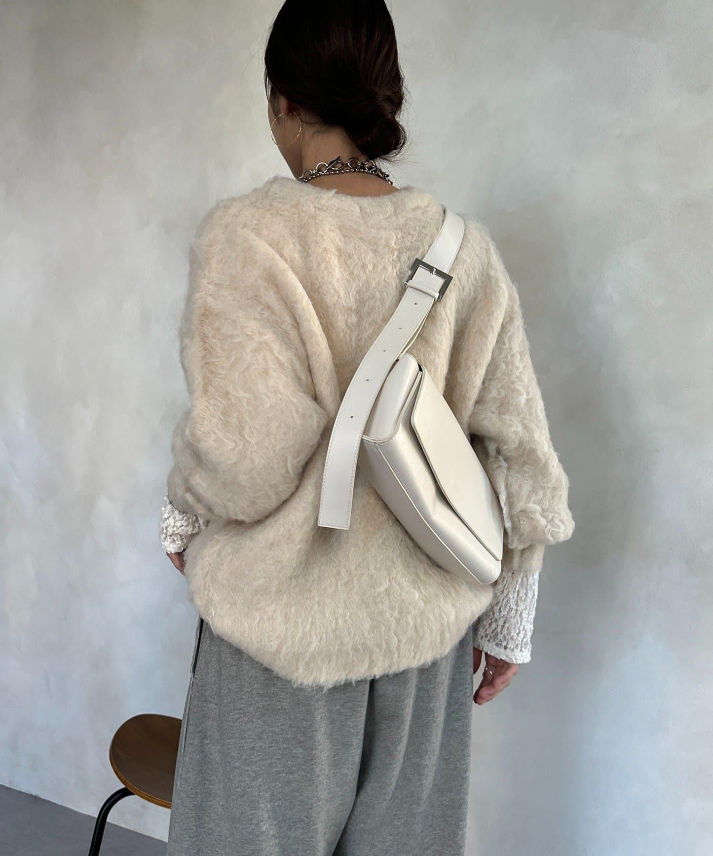 長款毛絨套頭衫