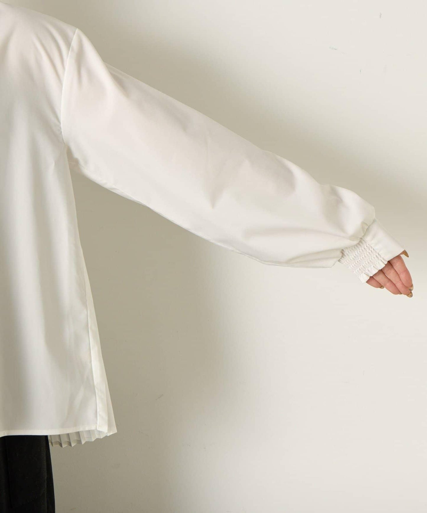 羽毛馬甲套裝襯衫