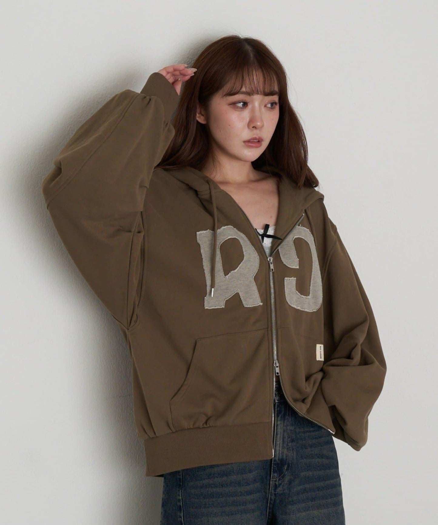 徽標貼布連帽拉鍊衛衣