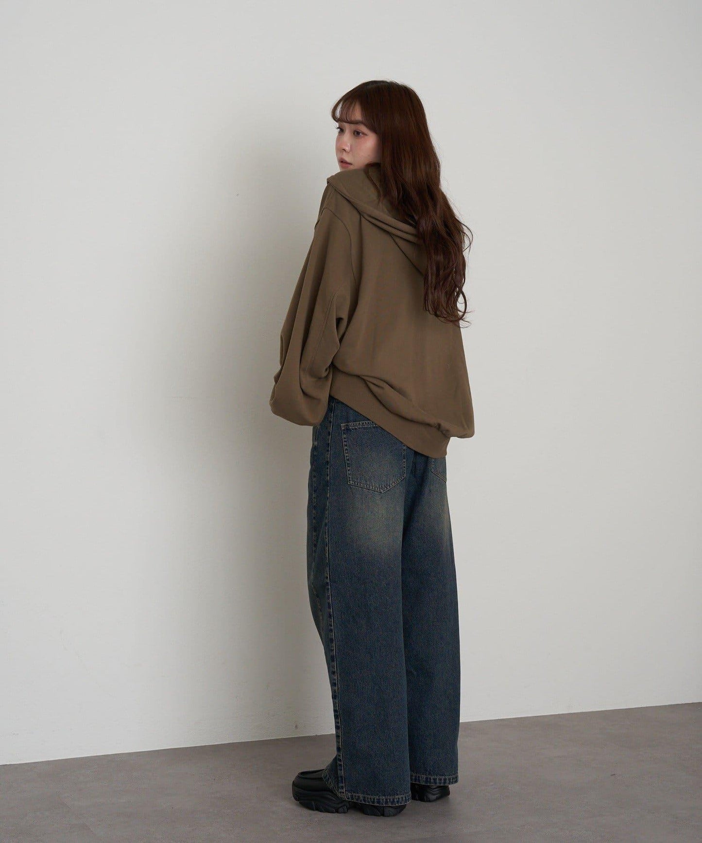 徽標貼布連帽拉鍊衛衣