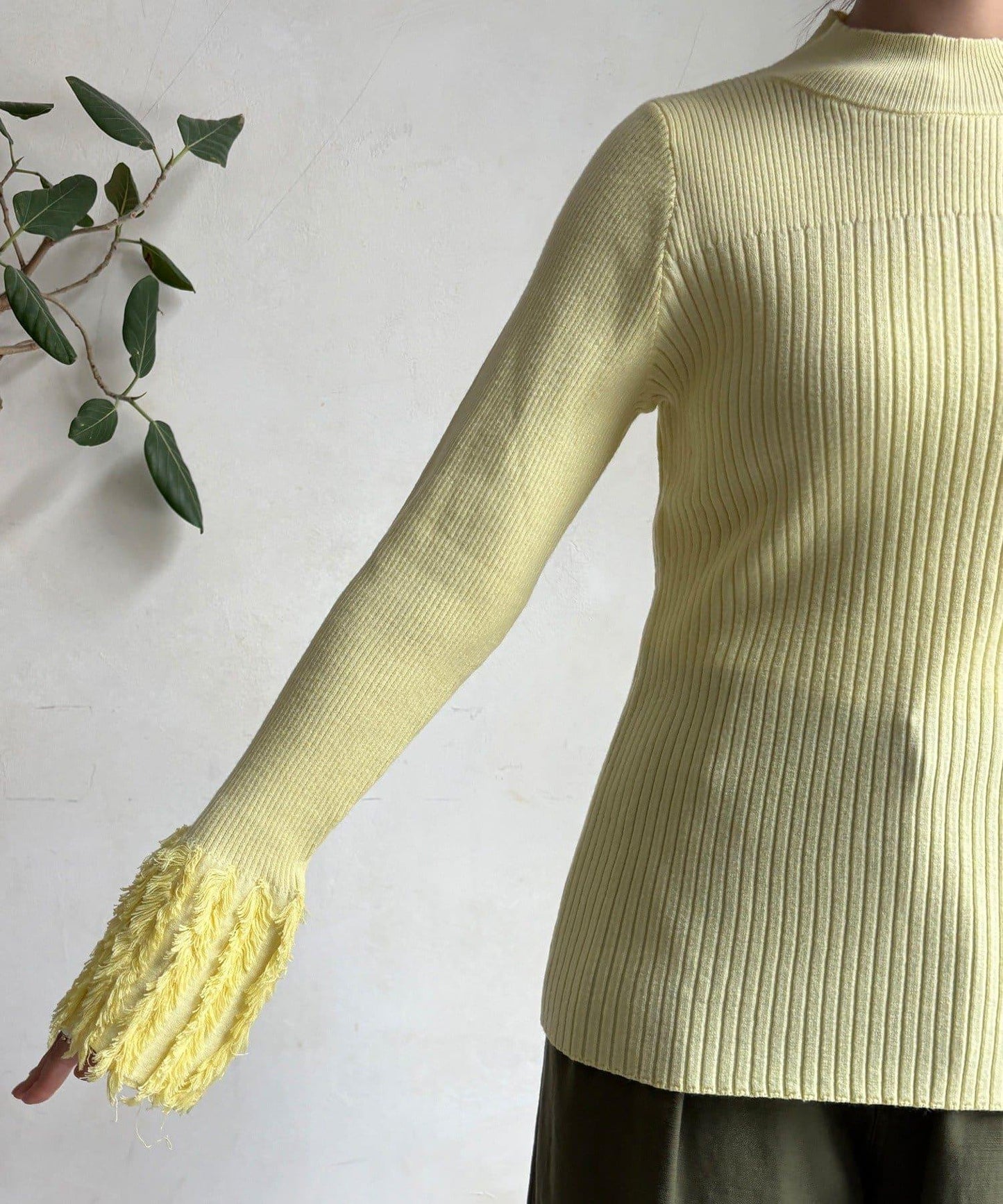 流蘇袖口羅紋針織衫