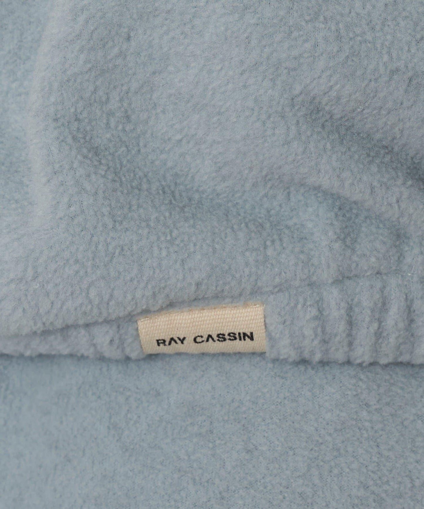 半拉鍊胸部刺繡抓絨衫