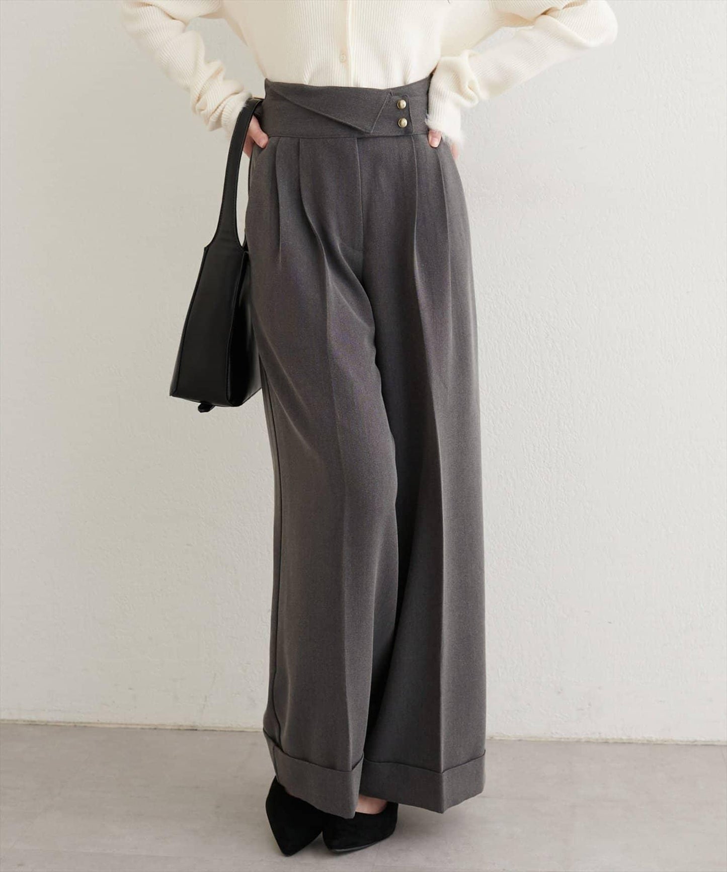 前翻折後褶長褲