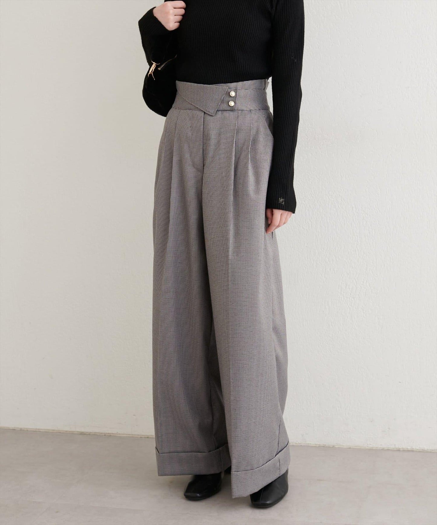 前翻折後褶長褲