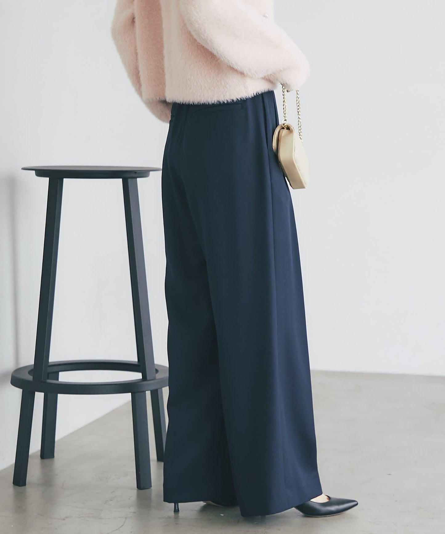 配腰帶寬鬆長褲