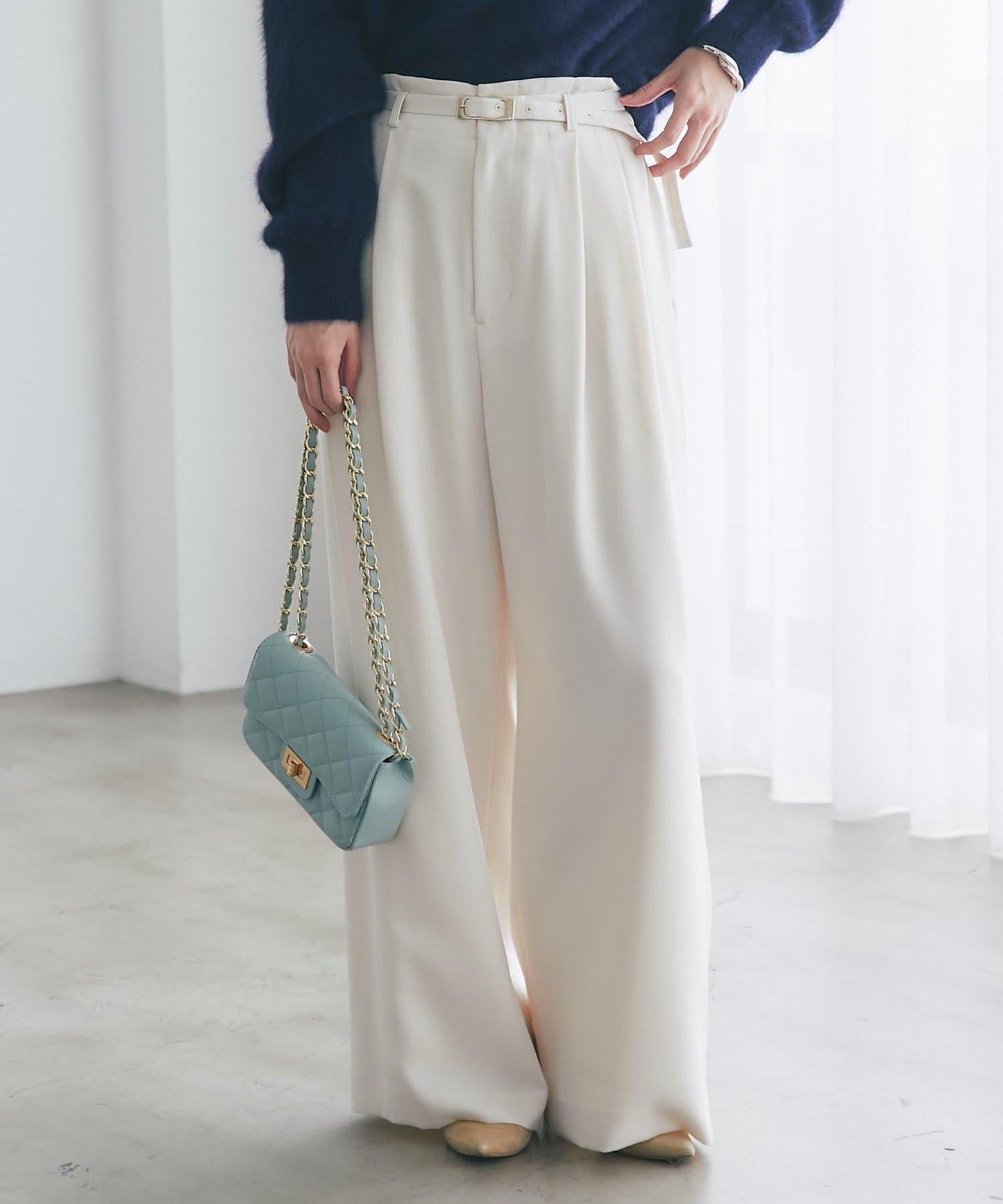 配腰帶寬鬆長褲