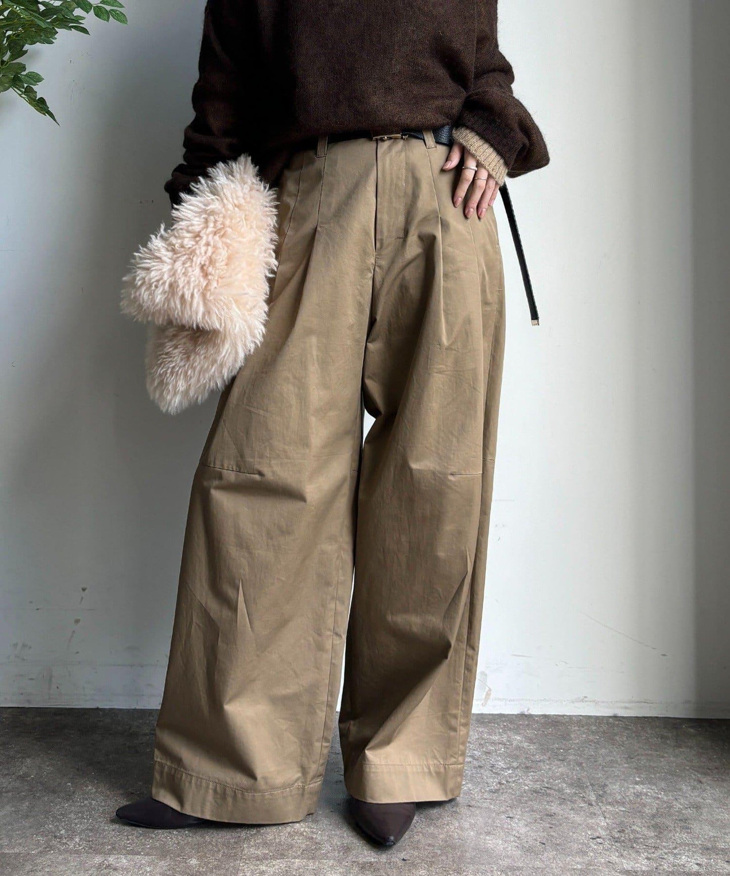 斜紋寬腿休閒褲