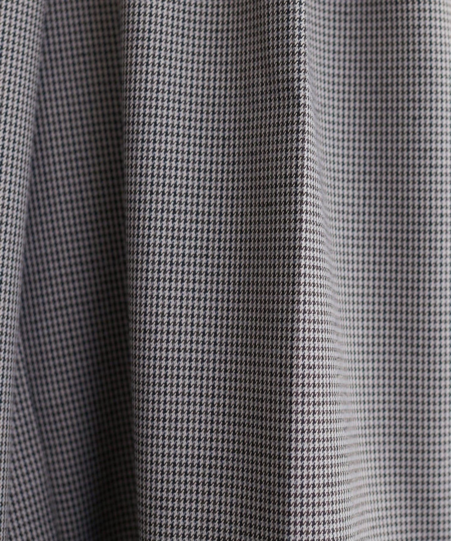 前翻折後褶長褲