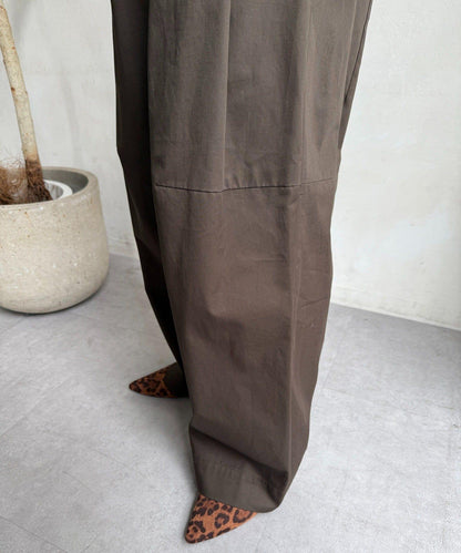 斜紋寬腿休閒褲