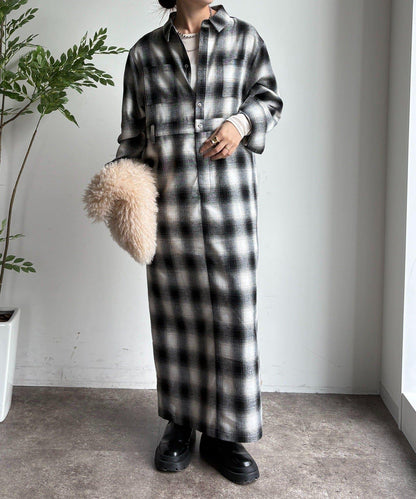 漸變格紋連衣裙