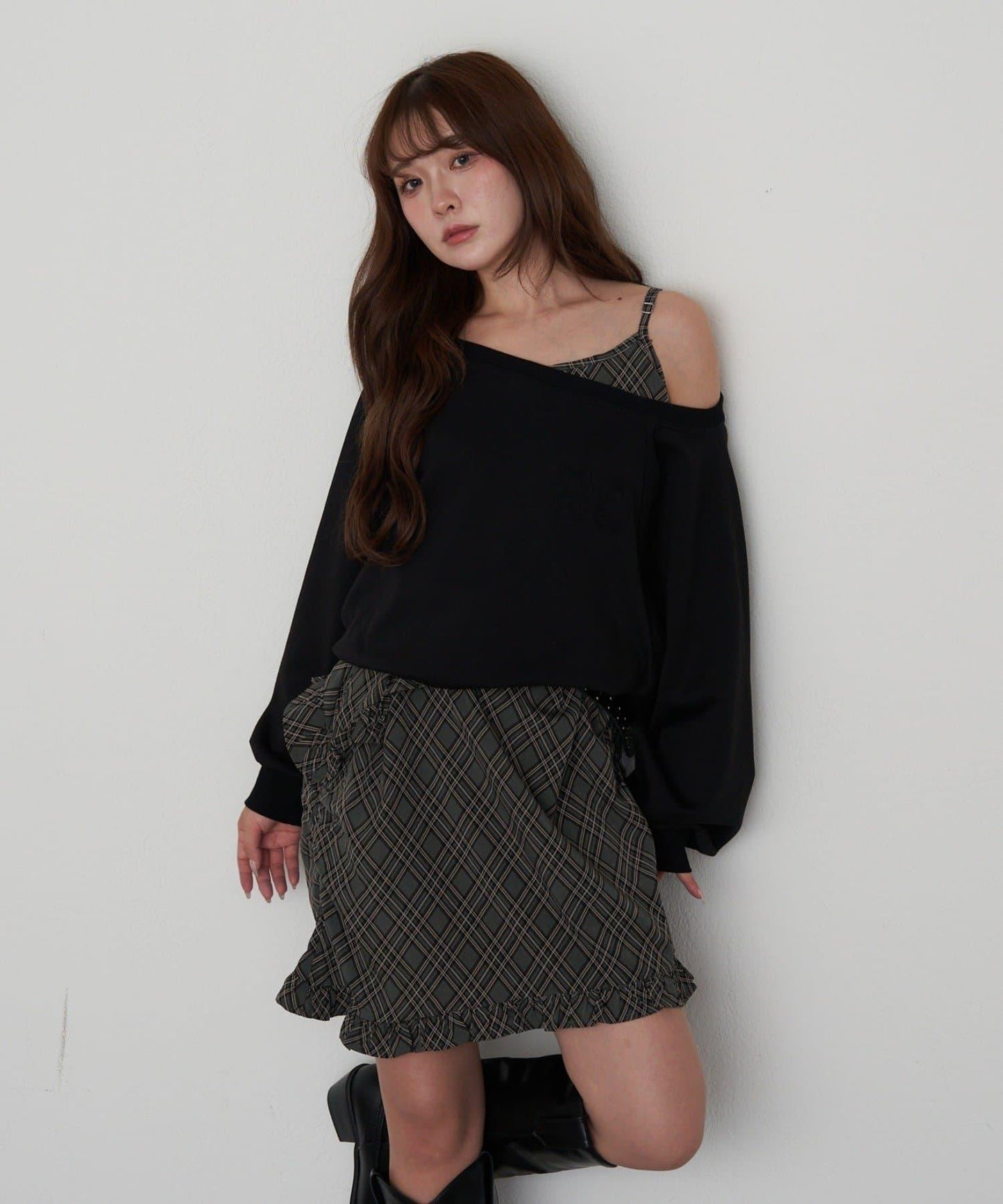 【RAY CASSIN】一字肩衛衣拼接格紋連衣裙