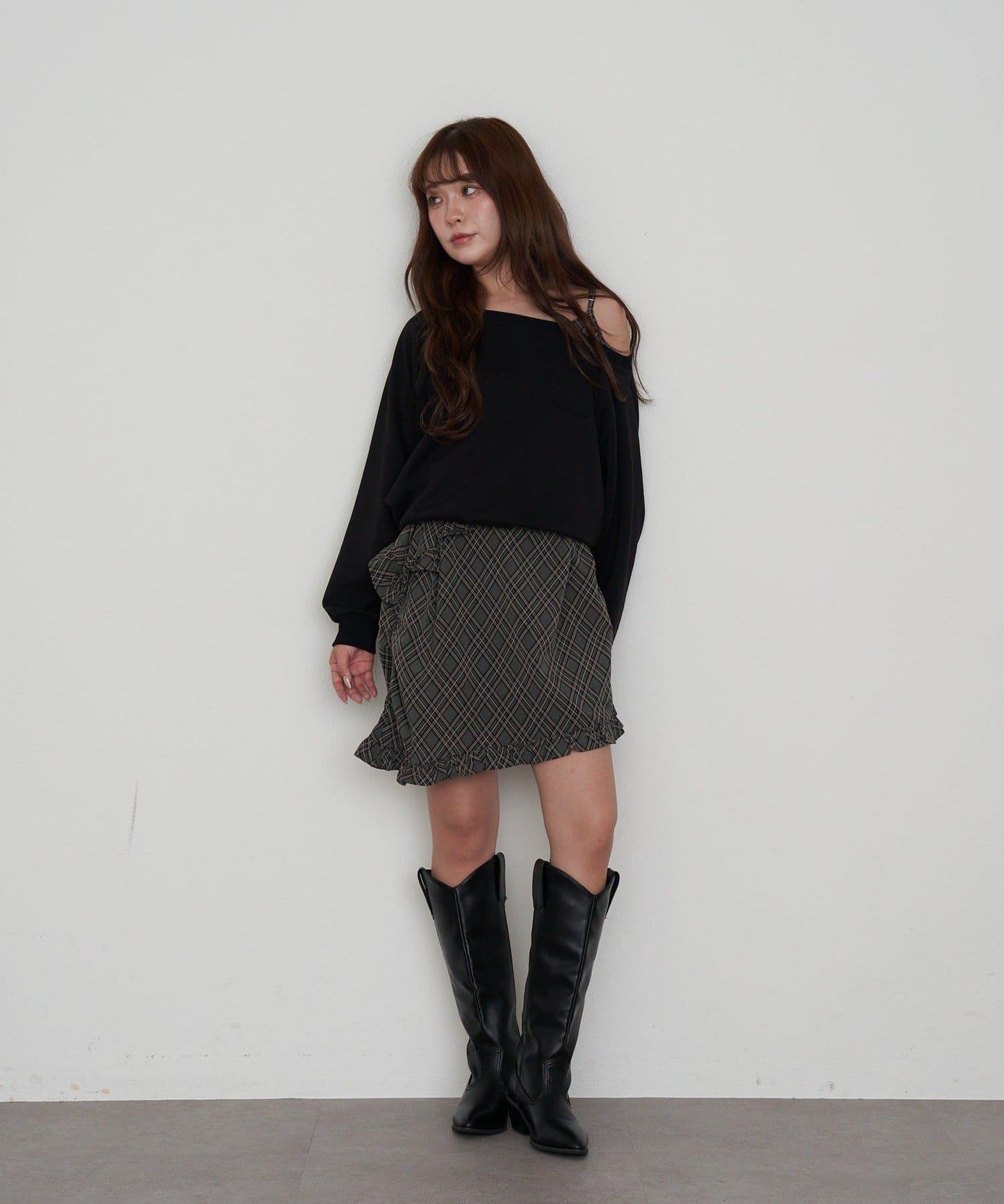 【RAY CASSIN】一字肩衛衣拼接格紋連衣裙