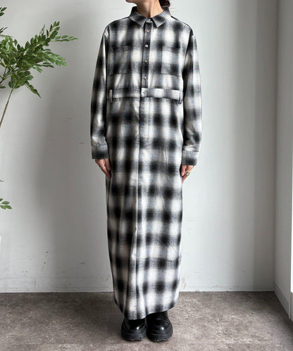 漸變格紋連衣裙