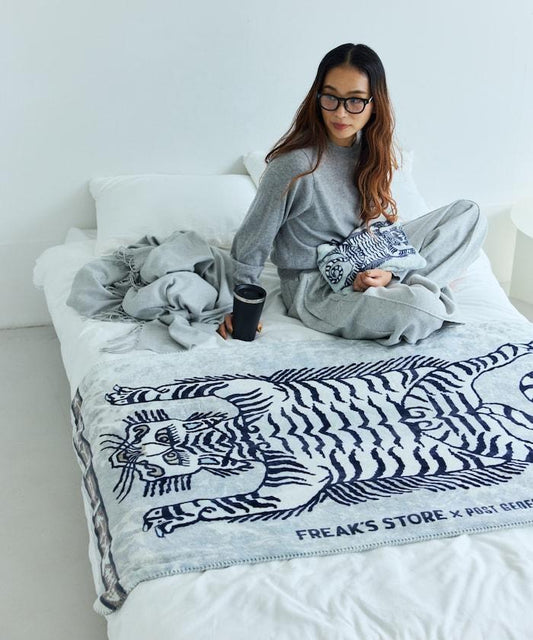 法蘭絨羊羔絨毛毯