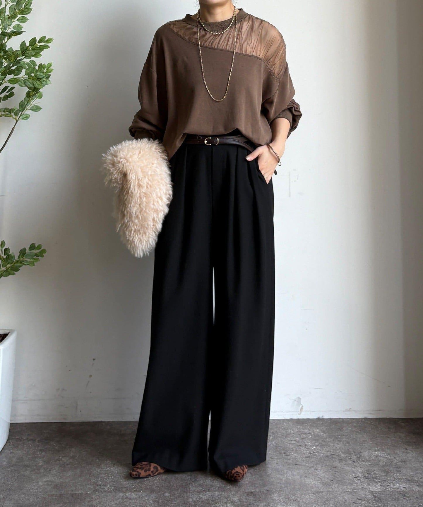 透視拼接針織衫