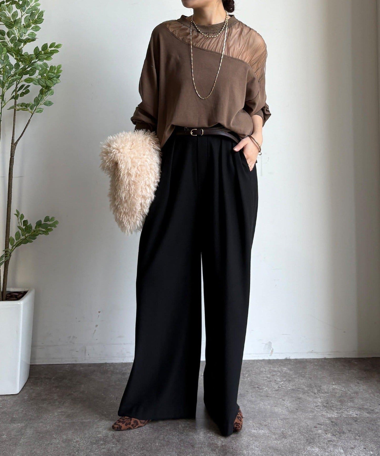 透視拼接針織衫