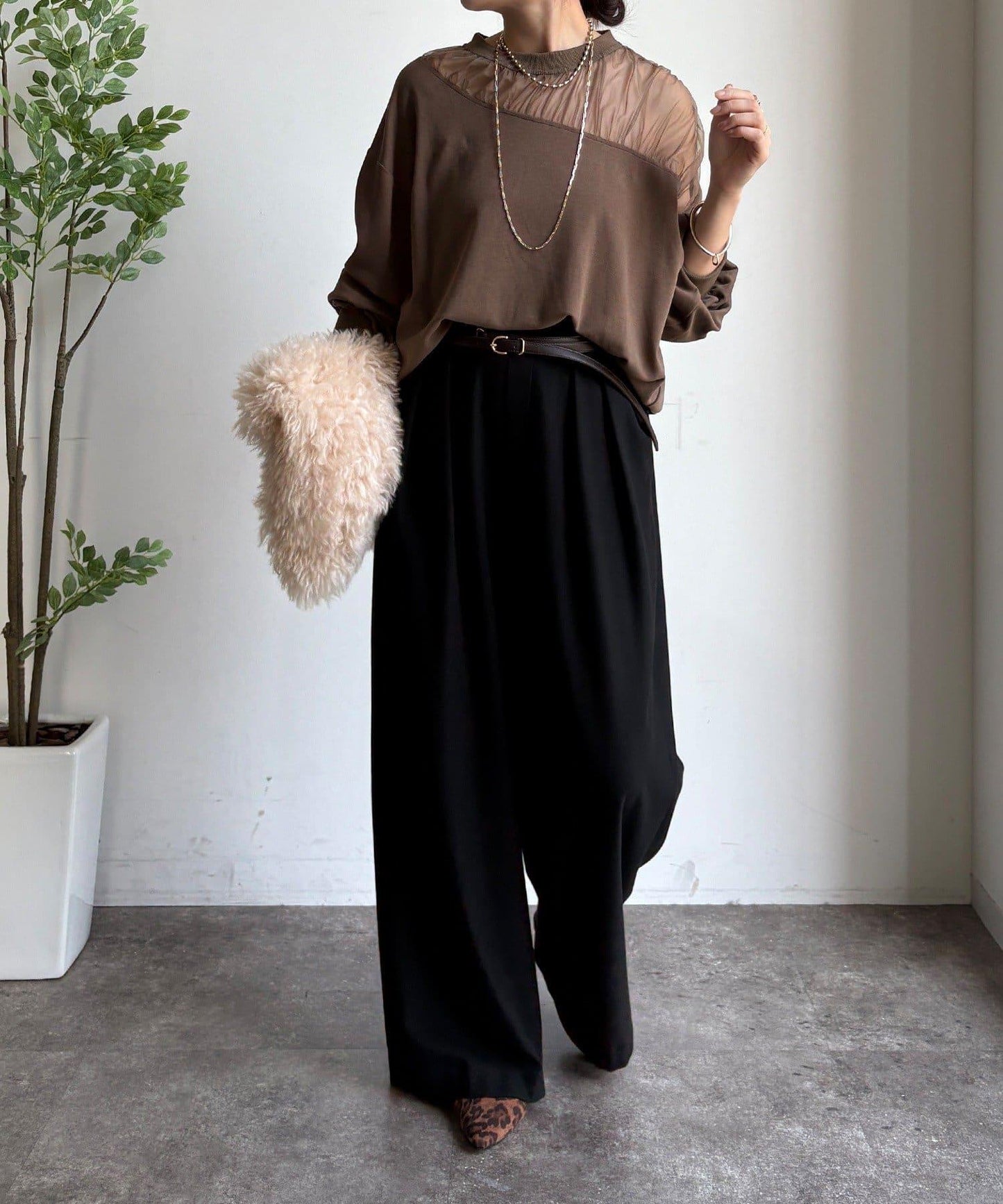 透視拼接針織衫