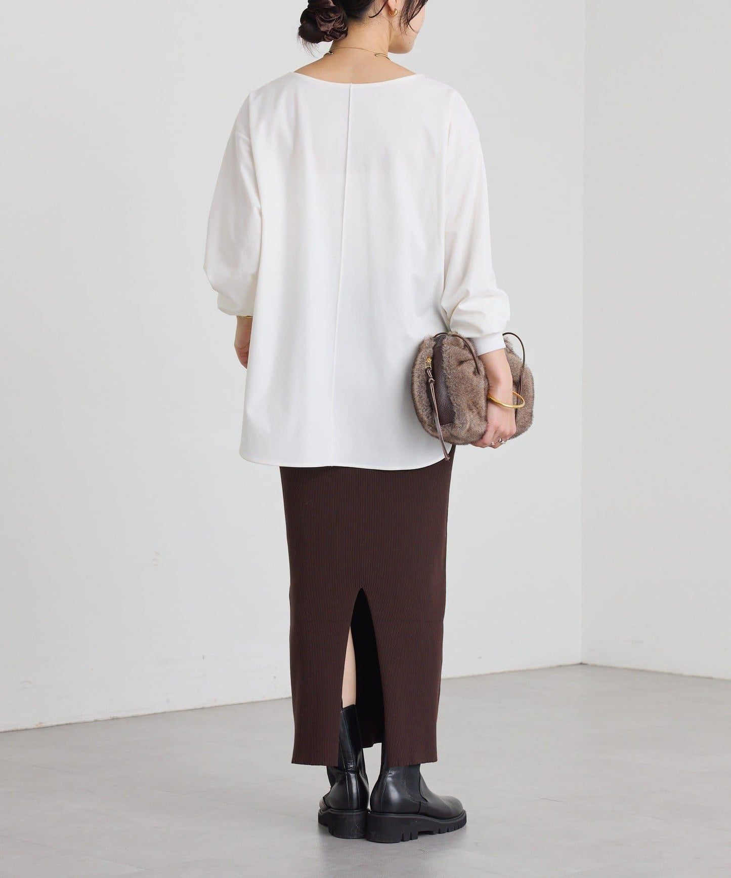 【百搭款】醋酸纖維剪裁套頭衫/預計11月下旬發貨