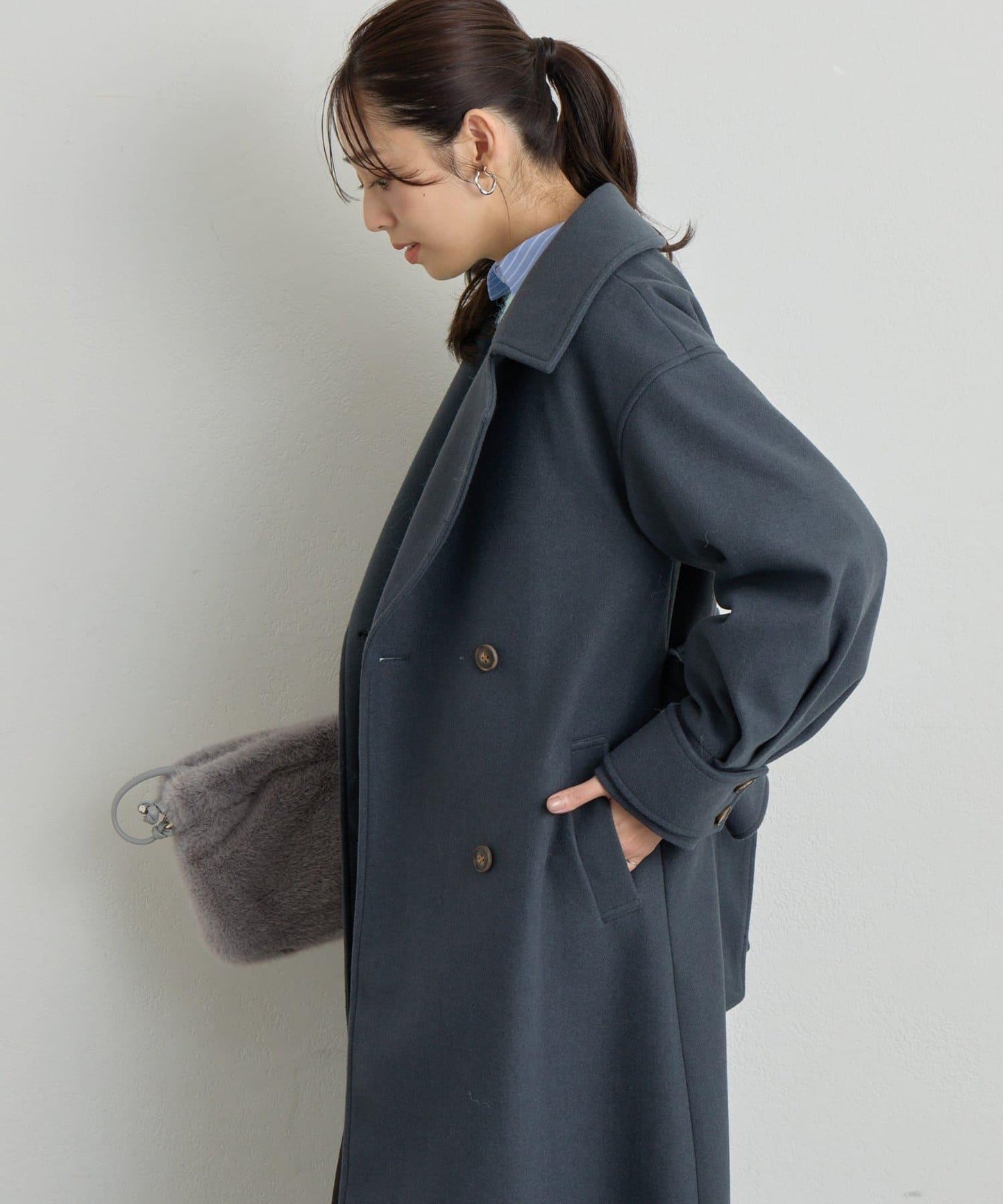 仿羊毛輕質針織長款大衣