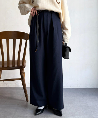 配合成皮帶長褲