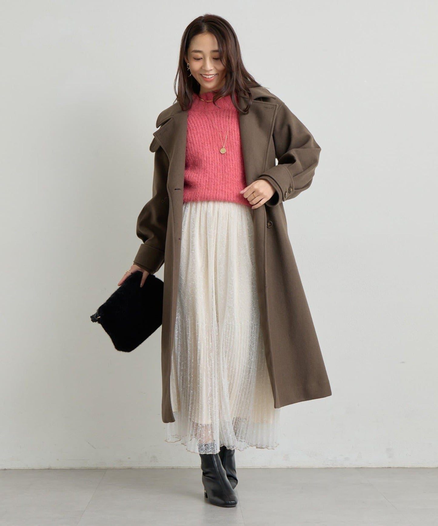 仿羊毛輕質針織長款大衣