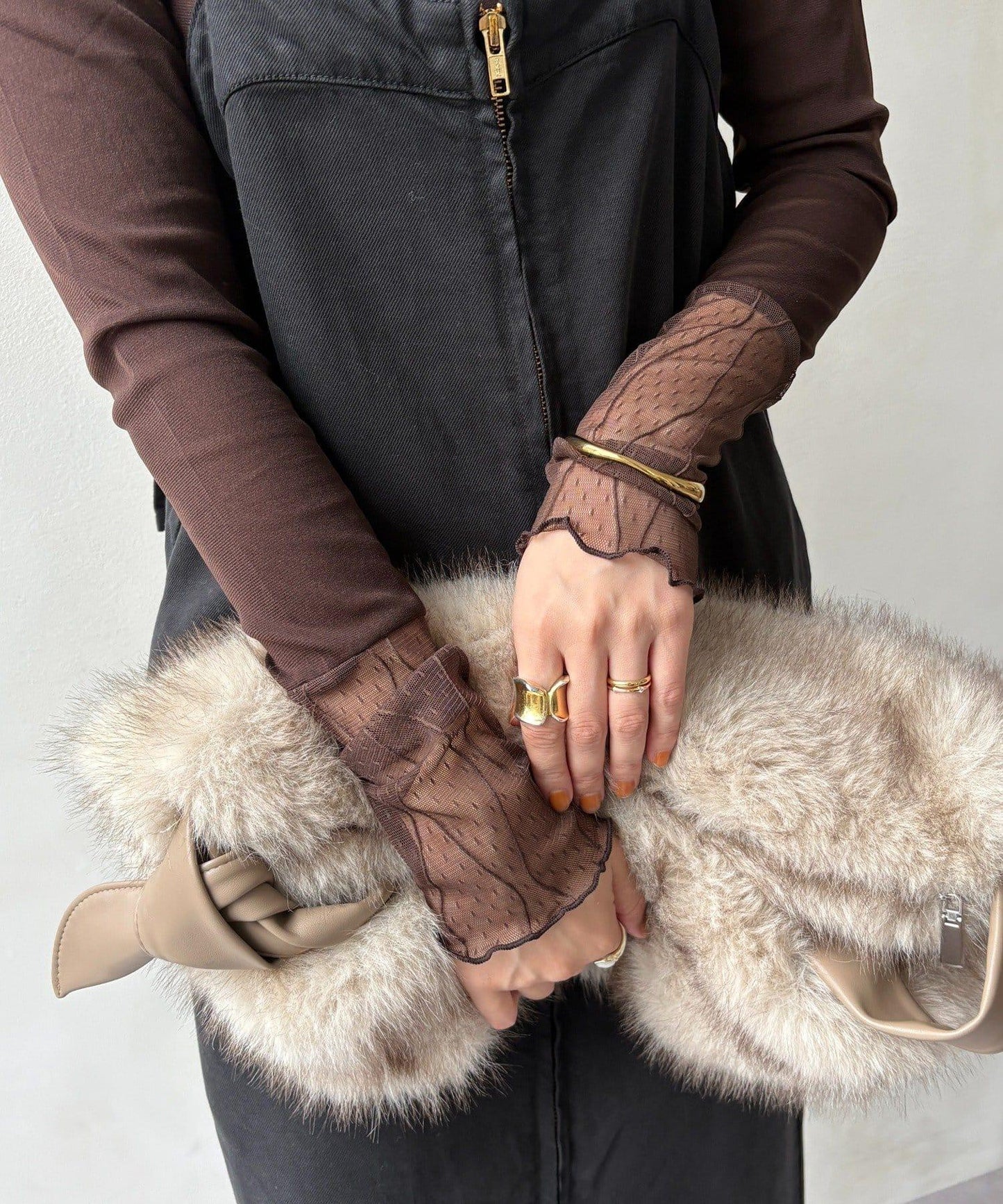 蕾絲網紗拼接透視T恤