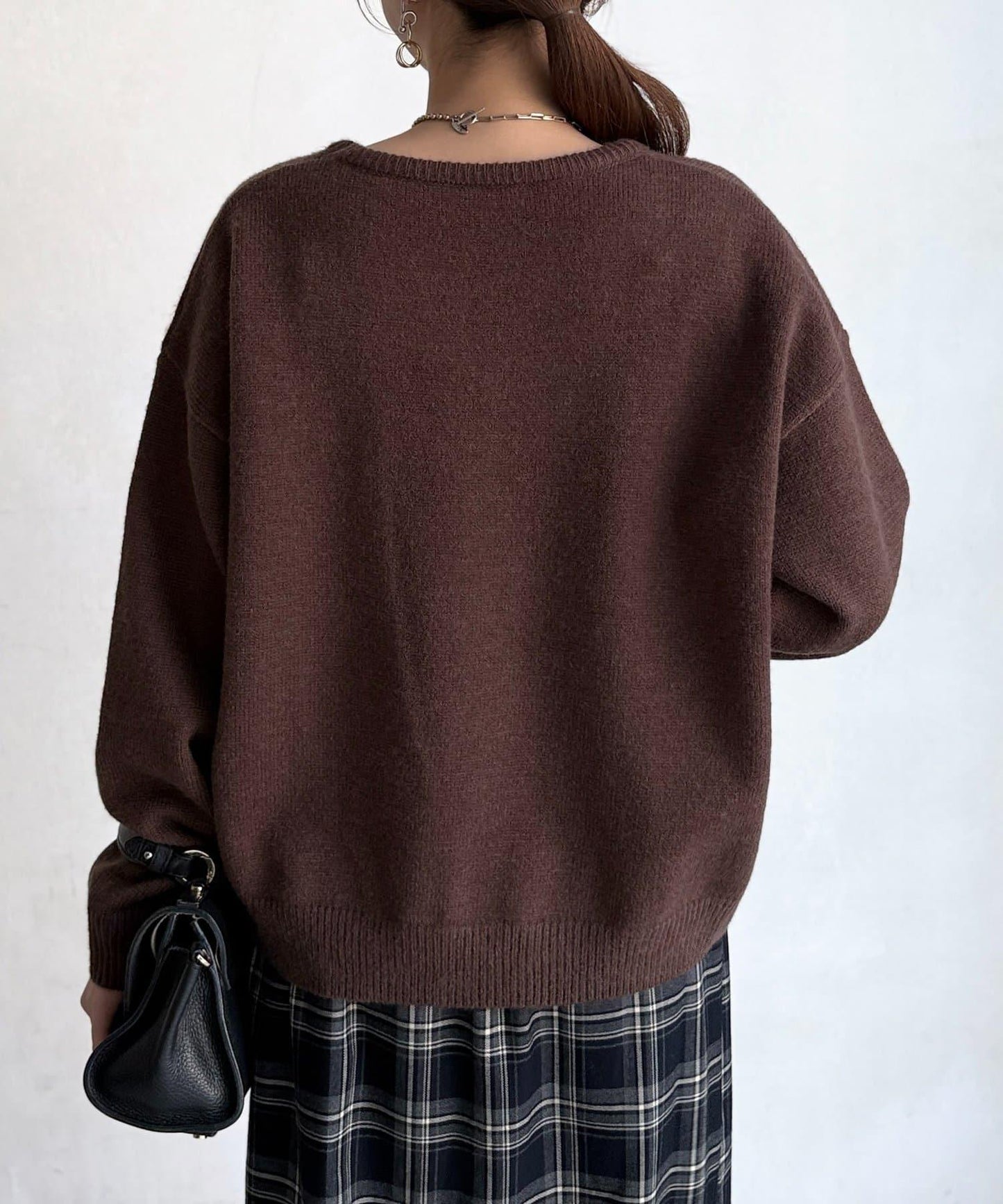 毛絨字母圖案針織套頭衫