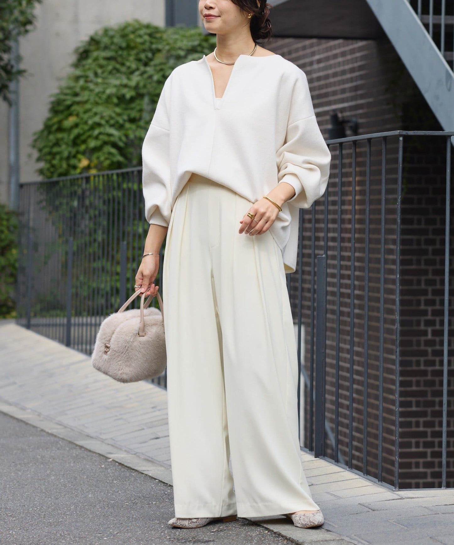 【輕盈感◎】鑰匙領口墊肩針織衫/預計12月中旬發貨